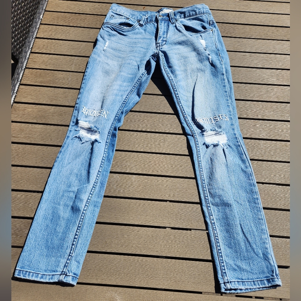 Broken Promises Distressed Jeans Size 29
